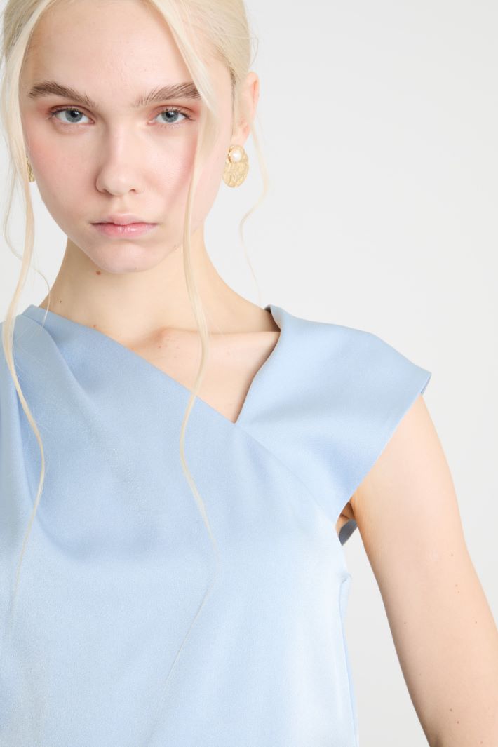 Asymmetric satin top Intrend - 3
