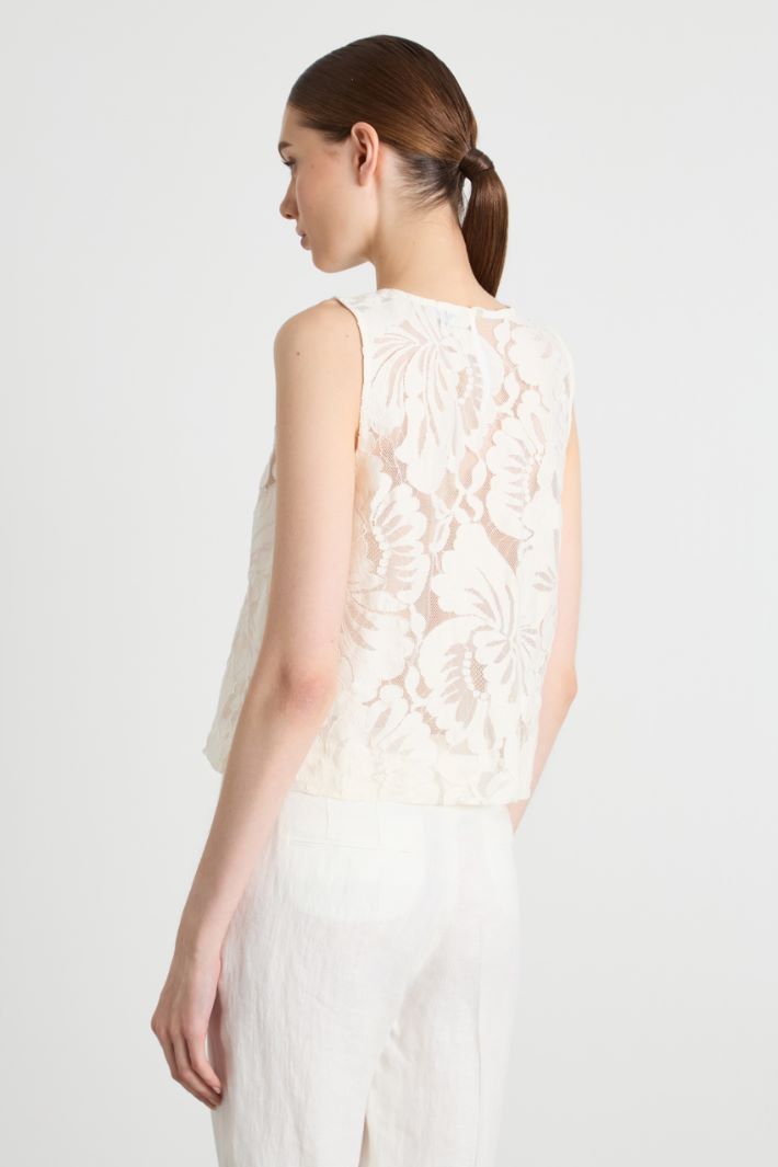 Sleeveless macramé top Intrend - 4