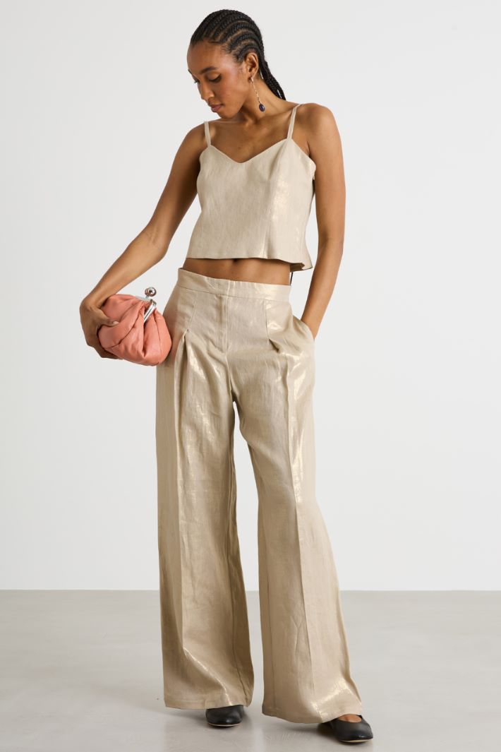 Laminated linen top Intrend