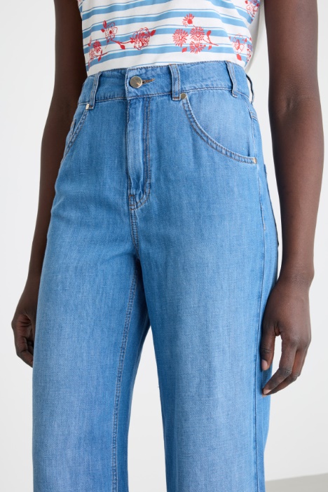 Jeans dalla linea morbida