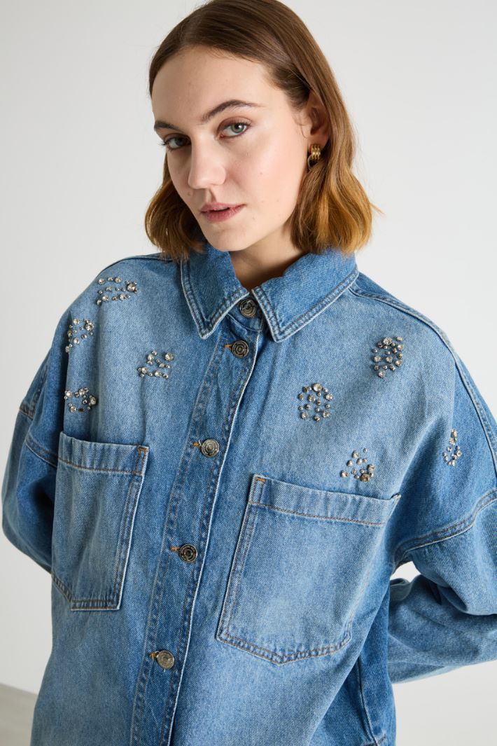 Chaqueta vaquera con pedrería Intrend - 3