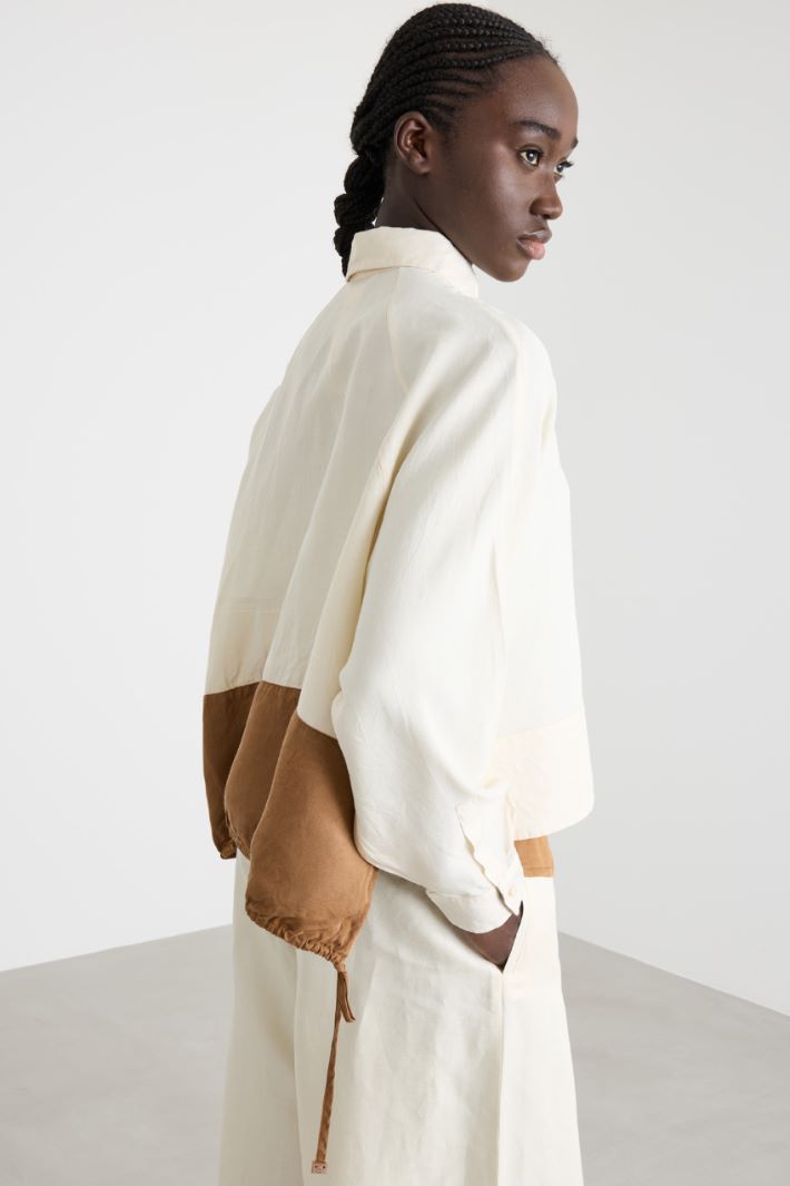 Blusa boxy in twill Intrend - 3