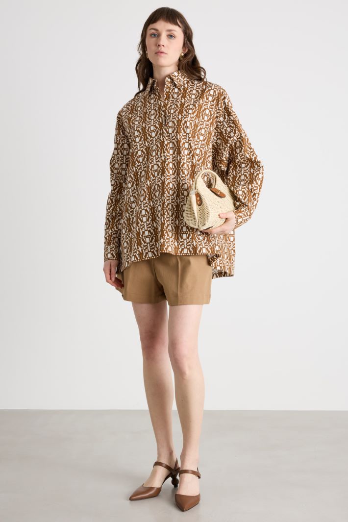Blusa over in popeline stampato Intrend