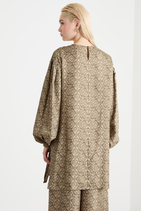Casacca lunga in seta stampata