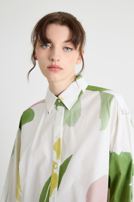Blusa amplia estampada