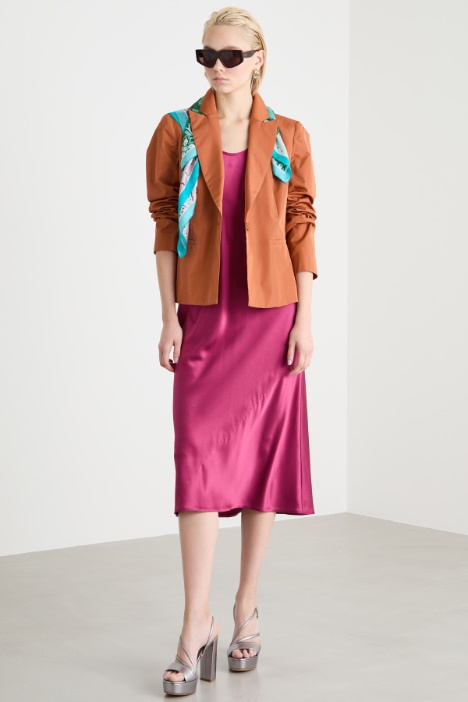 Flowing satin dress Intrend