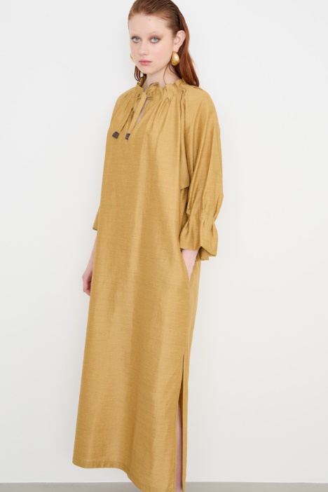 Vestido largo de lino y seda