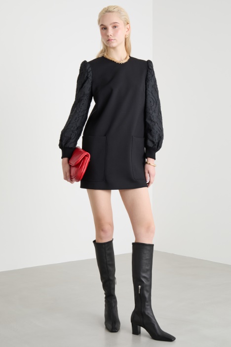 Abito corto con maniche jacquard Intrend