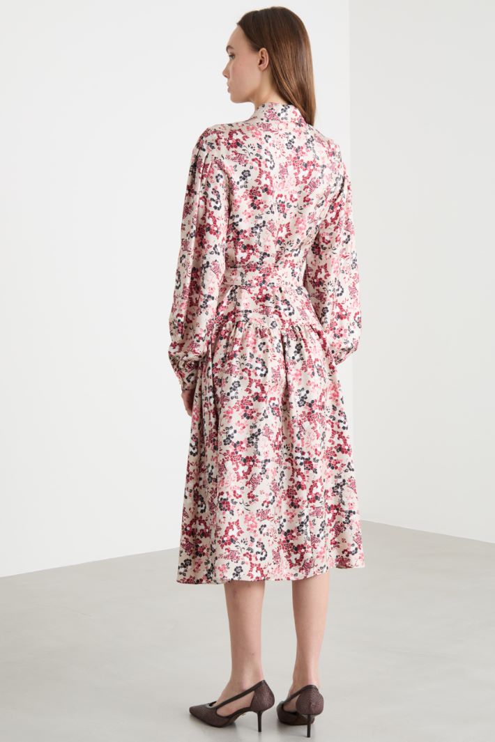 Midi shirt dress with full sleeves Intrend - 4