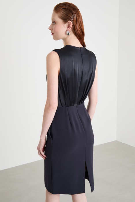 Vestido midi de cady ligero