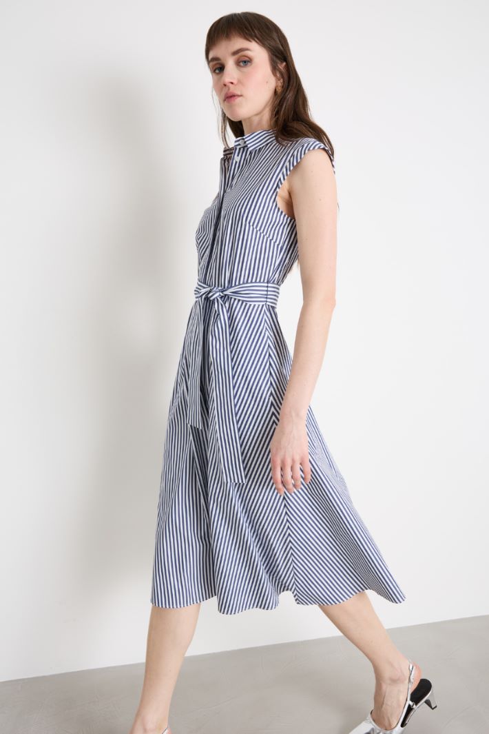 Abito chemisier con cintura Intrend - 3