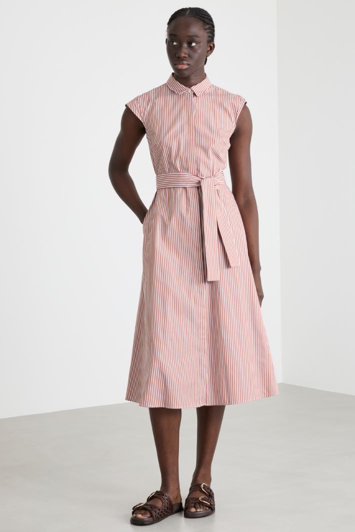 Abito chemisier con cintura Intrend - 2