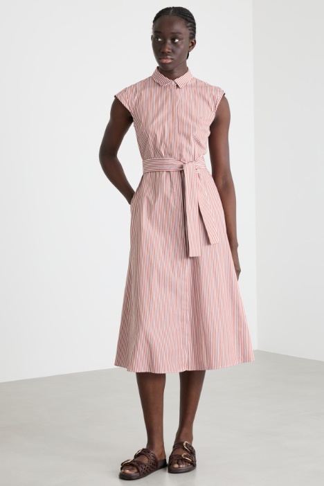 Abito chemisier con cintura