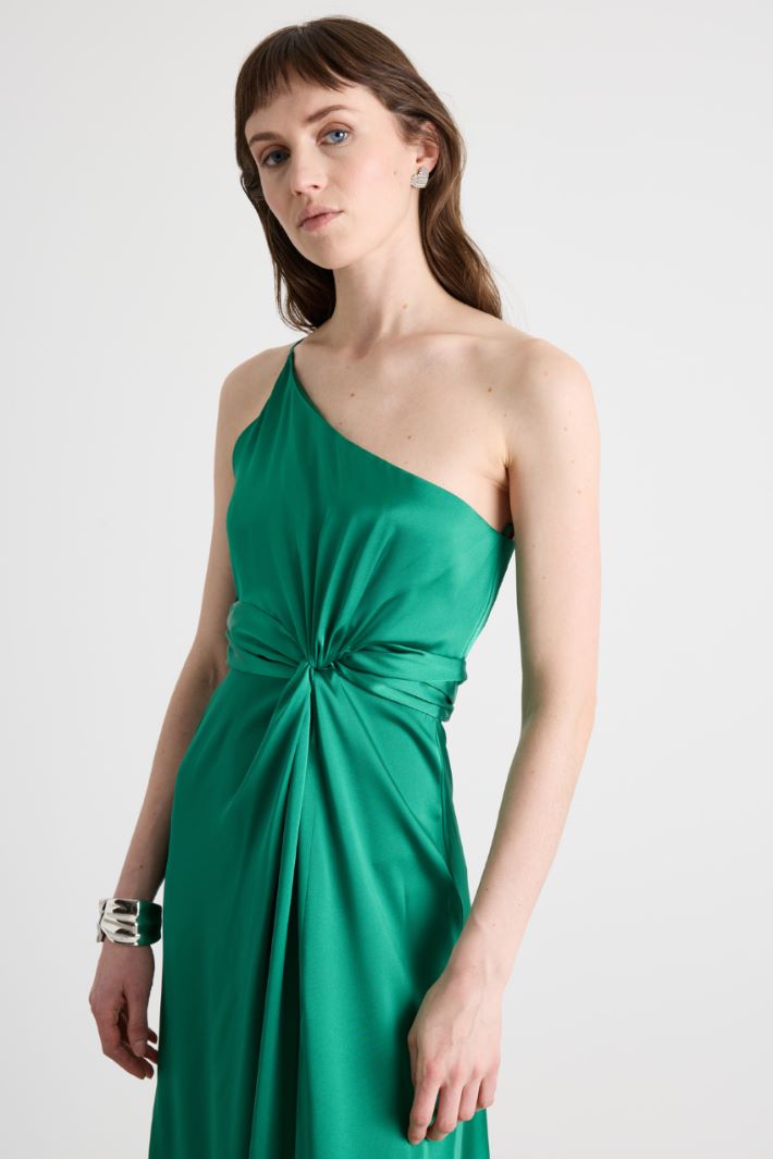 Abito monospalla in raso Intrend - 3