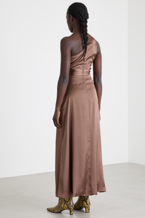 Abito monospalla in raso