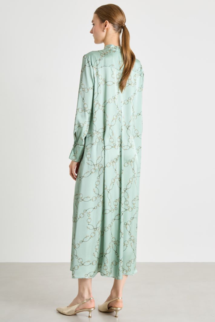Long printed satin dress Intrend - 4