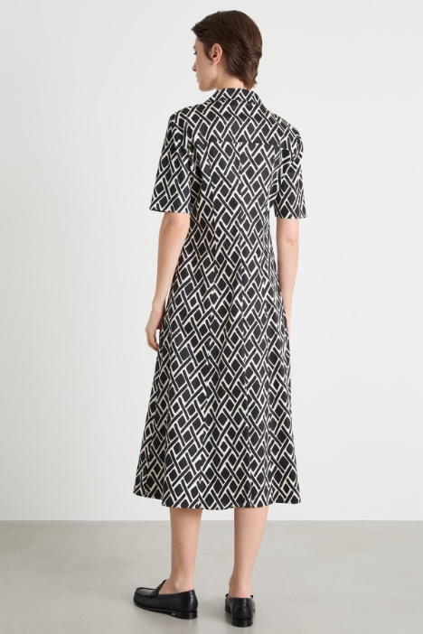 Vestido camisero de raso