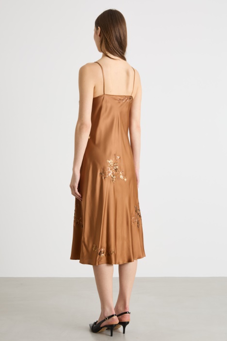 Slip dress in raso ricamato