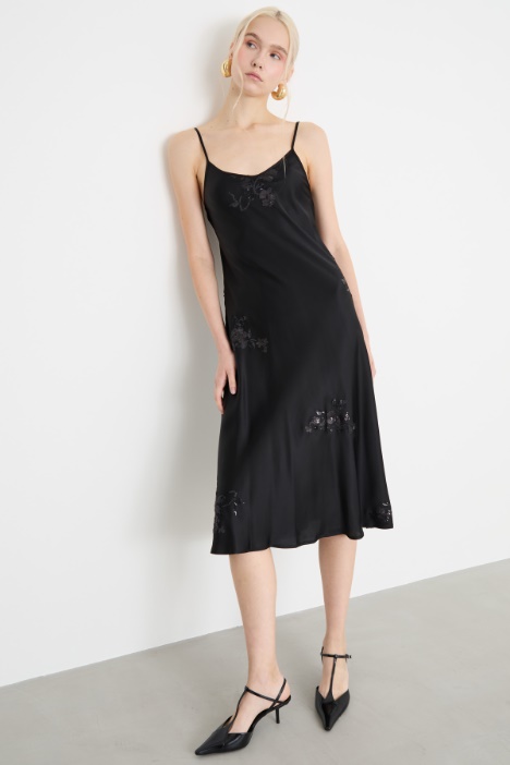 Slip dress in raso ricamato