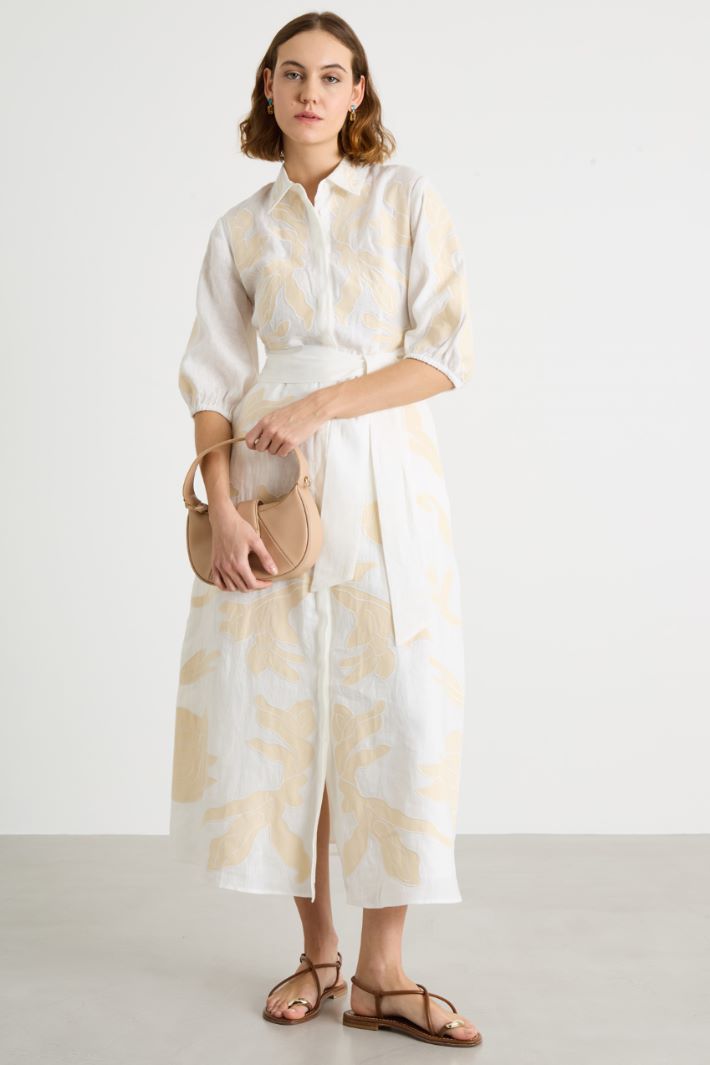 Abito in lino ricamato Intrend