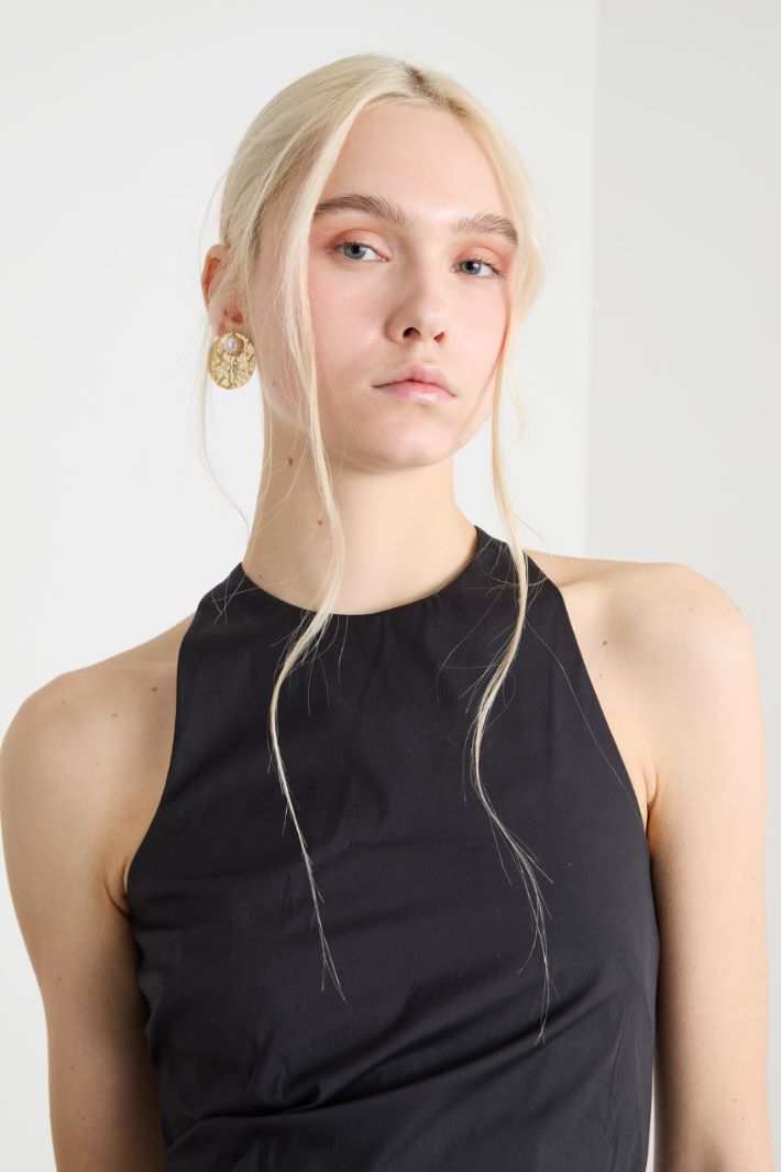 Diagonal-slit satin dress Intrend - 3