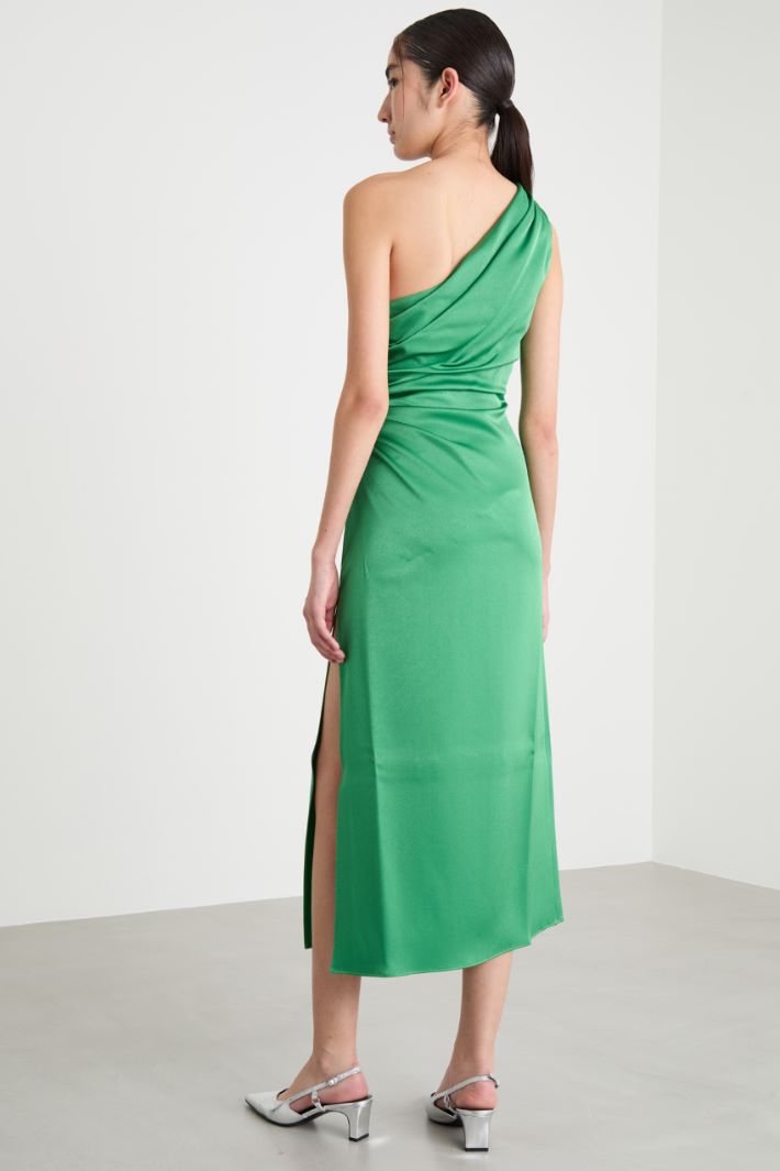 Satin one-shoulder dress Intrend - 4