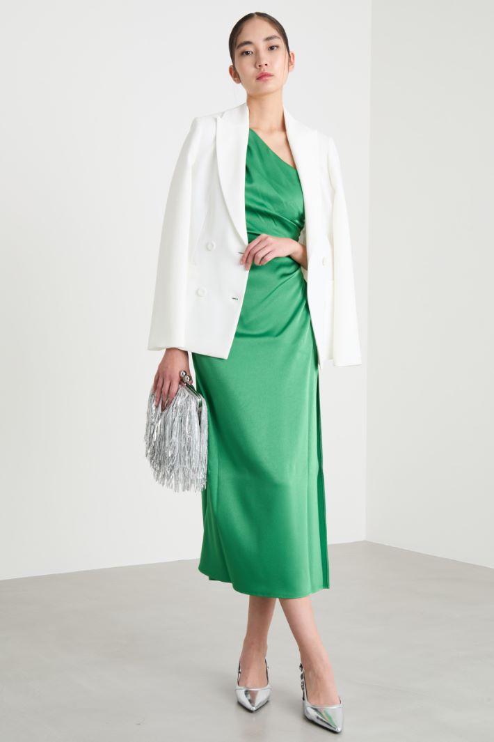 Satin one-shoulder dress Intrend