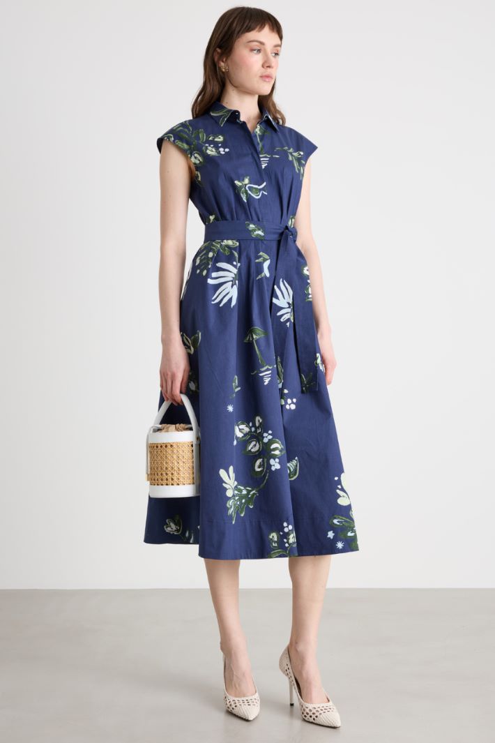 Abito con cintura in popeline stretch Intrend