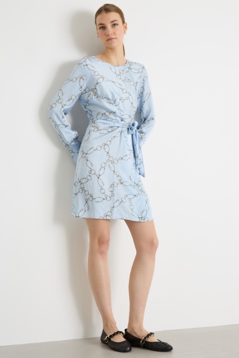 Abito in raso a fantasia