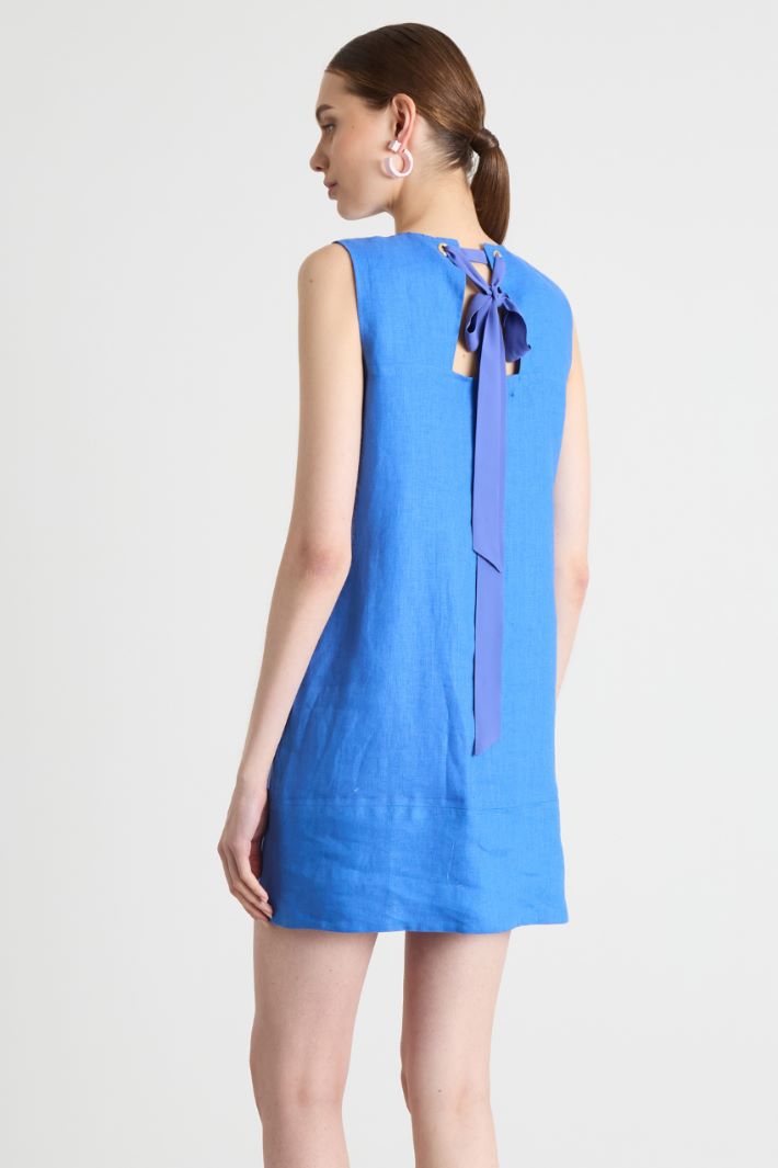 Short A-line dress Intrend - 4
