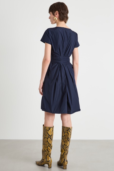 Abito a portafoglio in taffetà