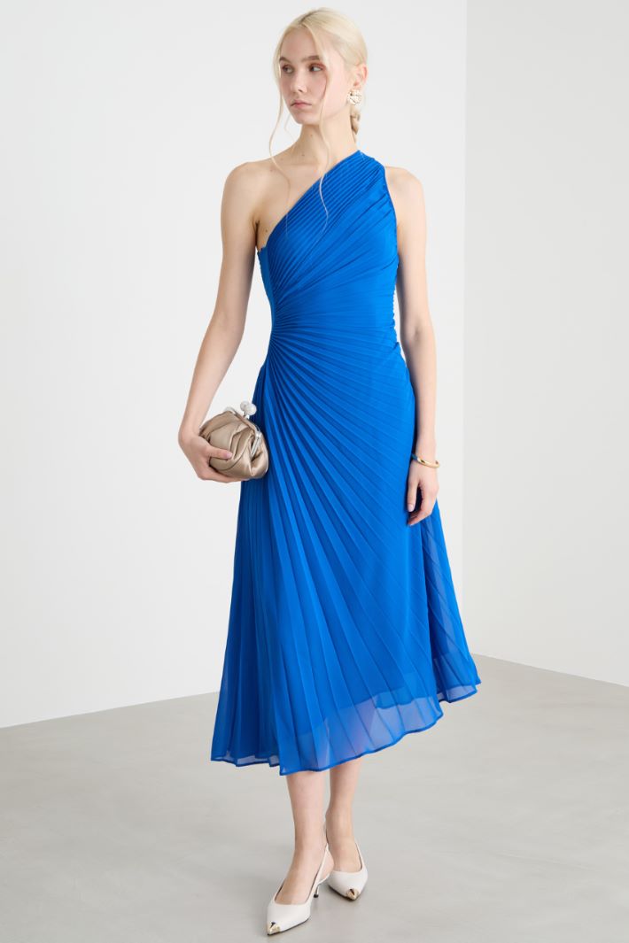 One-shoulder pleated dress Intrend