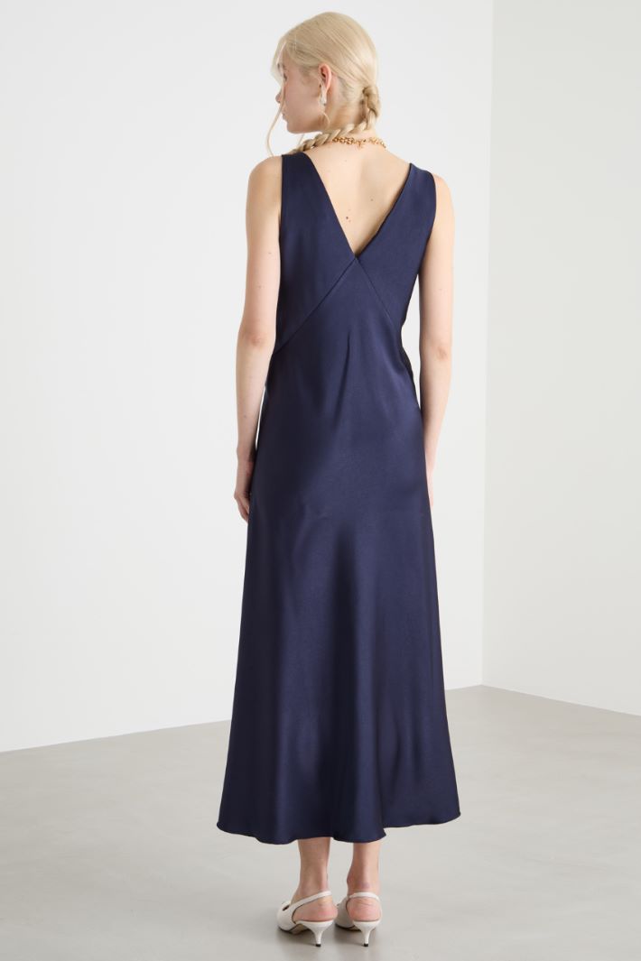 Fluid satin dress Intrend - 4