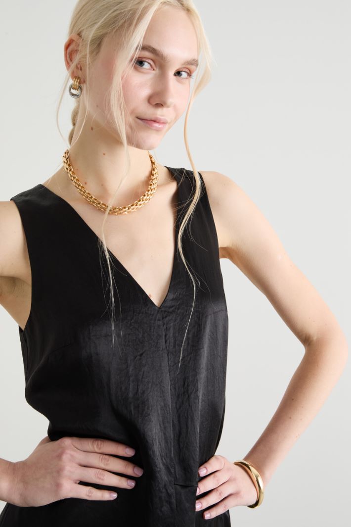 Flowing satin dress Intrend - 3