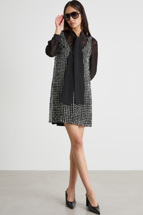 Short sequinned organza dress Intrend