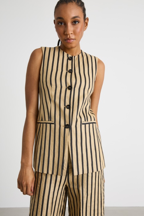 Slim-fit round-neck waistcoat Intrend