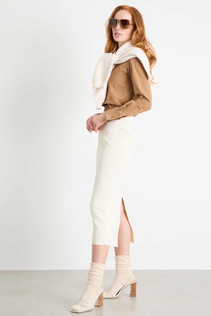 Slit-back pencil skirt Intrend