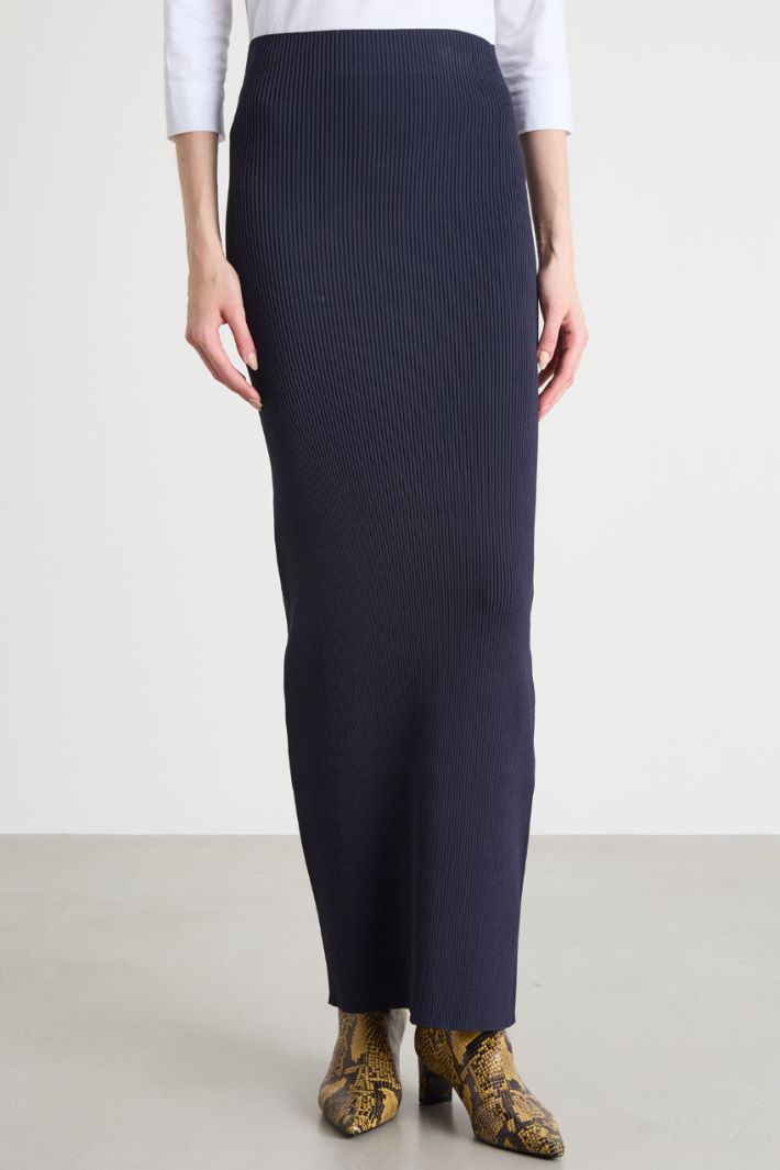 Long knitted skirt Intrend - 2