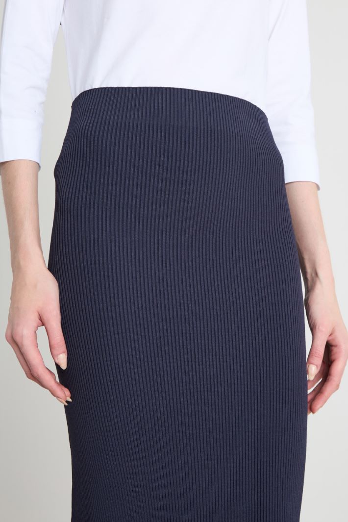 Long knitted skirt Intrend - 3