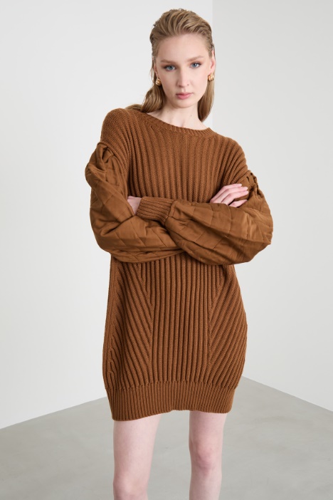 Abito corto in lana a coste