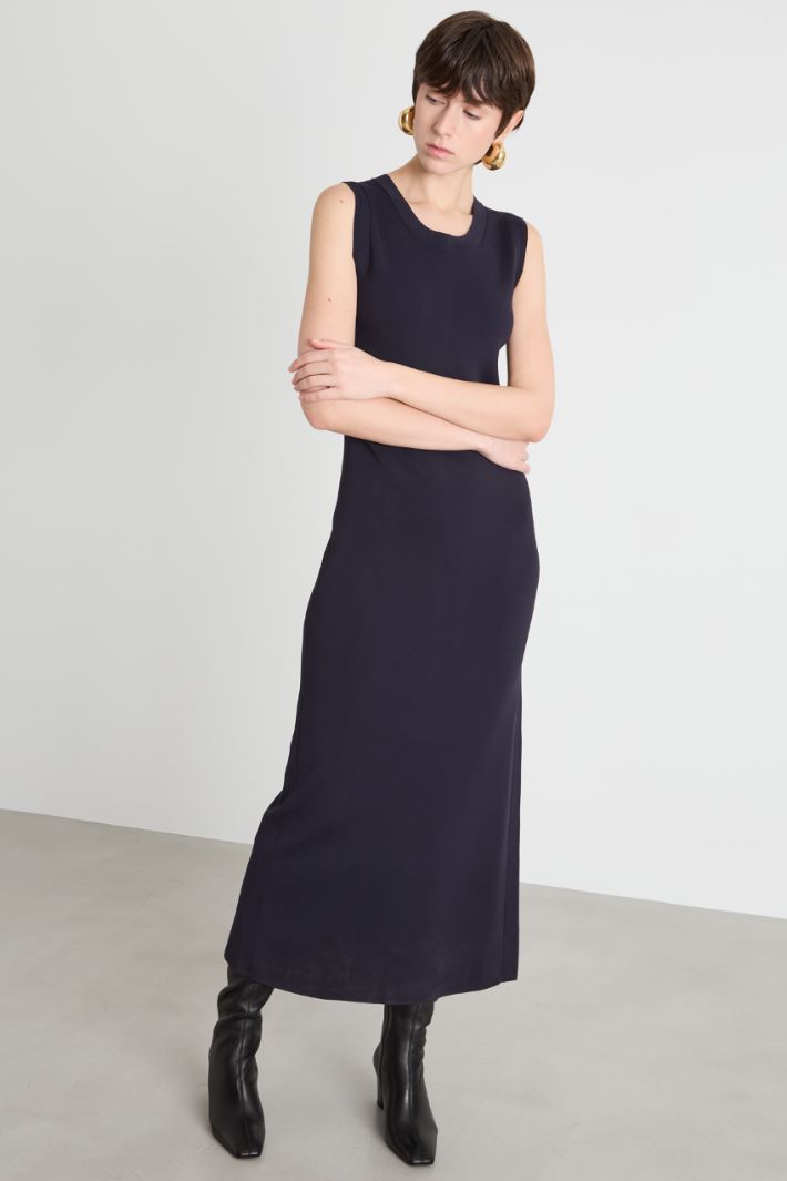 Knitted sheath dress Intrend - 2