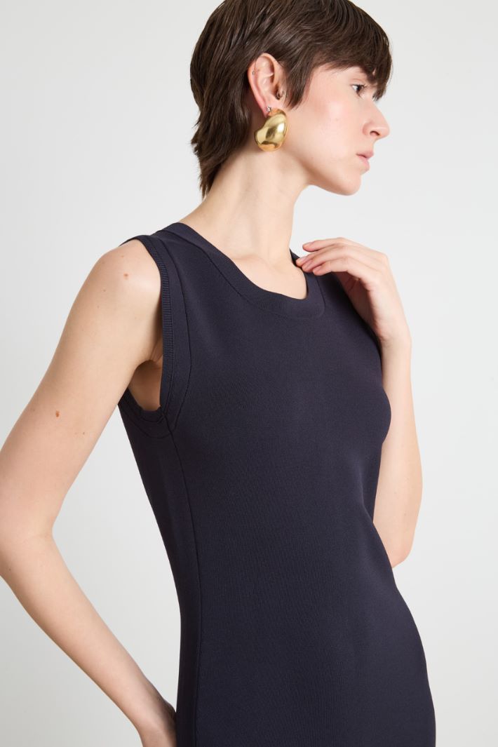 Knitted sheath dress Intrend - 3