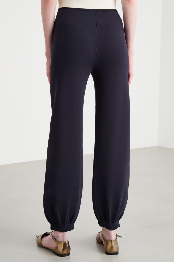 Knitted jogging trousers Intrend - 4