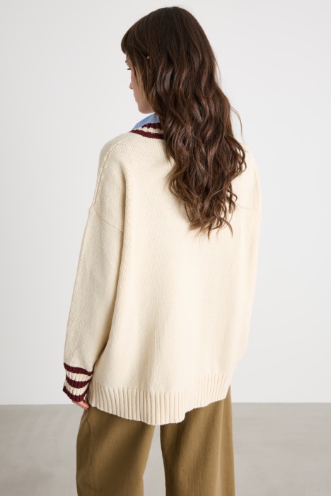 Cardigan con dettagli a contrasto