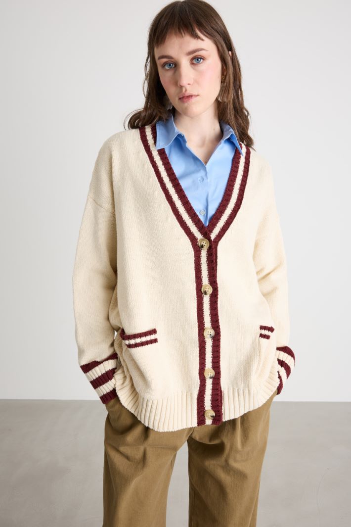 Cardigan con dettagli a contrasto Intrend - 2