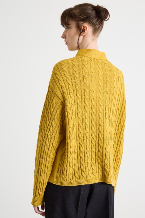 Cardigan a punto treccia e coste