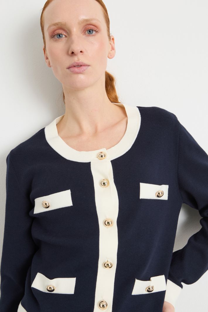 Boxy cardigan with contrast trims Intrend - 3