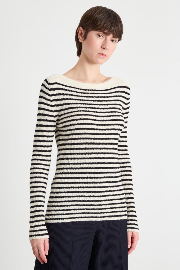 Ribbed bouclé jumper Intrend - 2