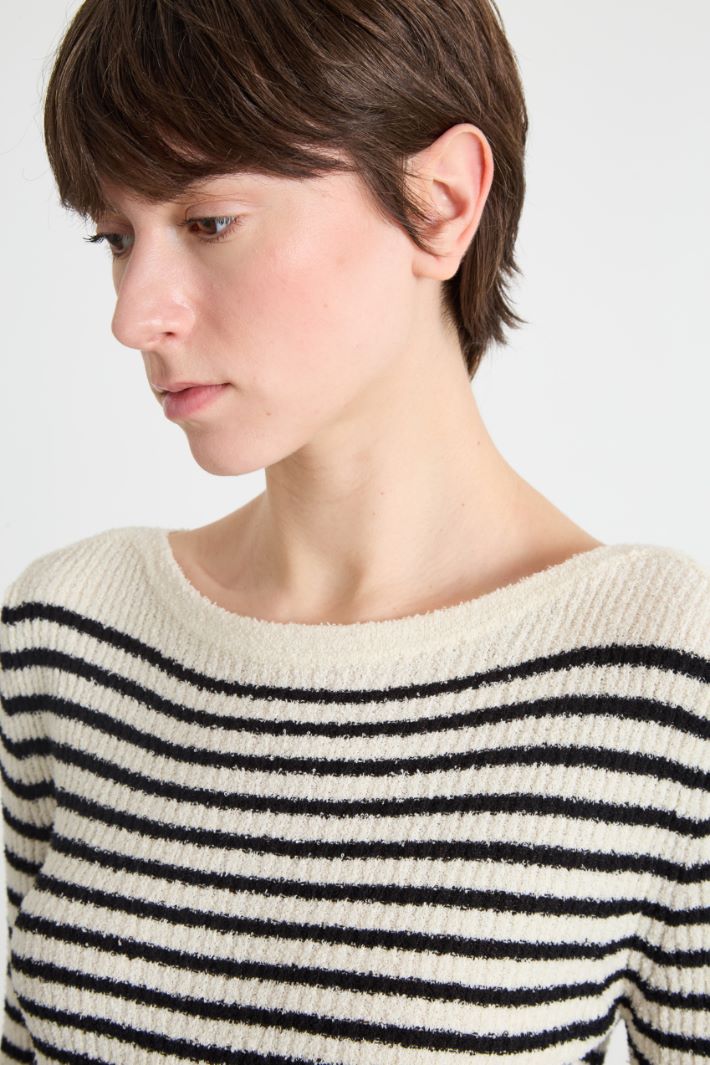 Ribbed bouclé jumper Intrend - 3