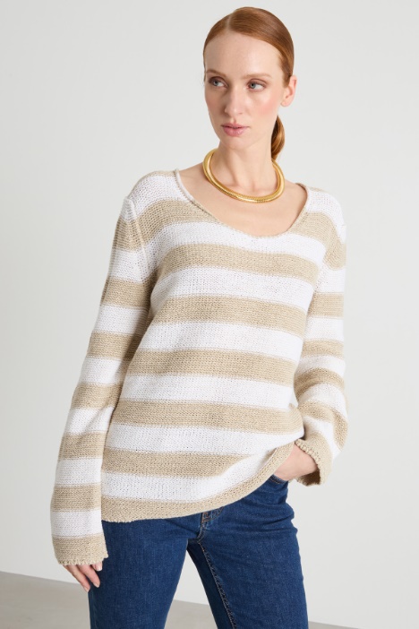 Wide-neck knit Intrend